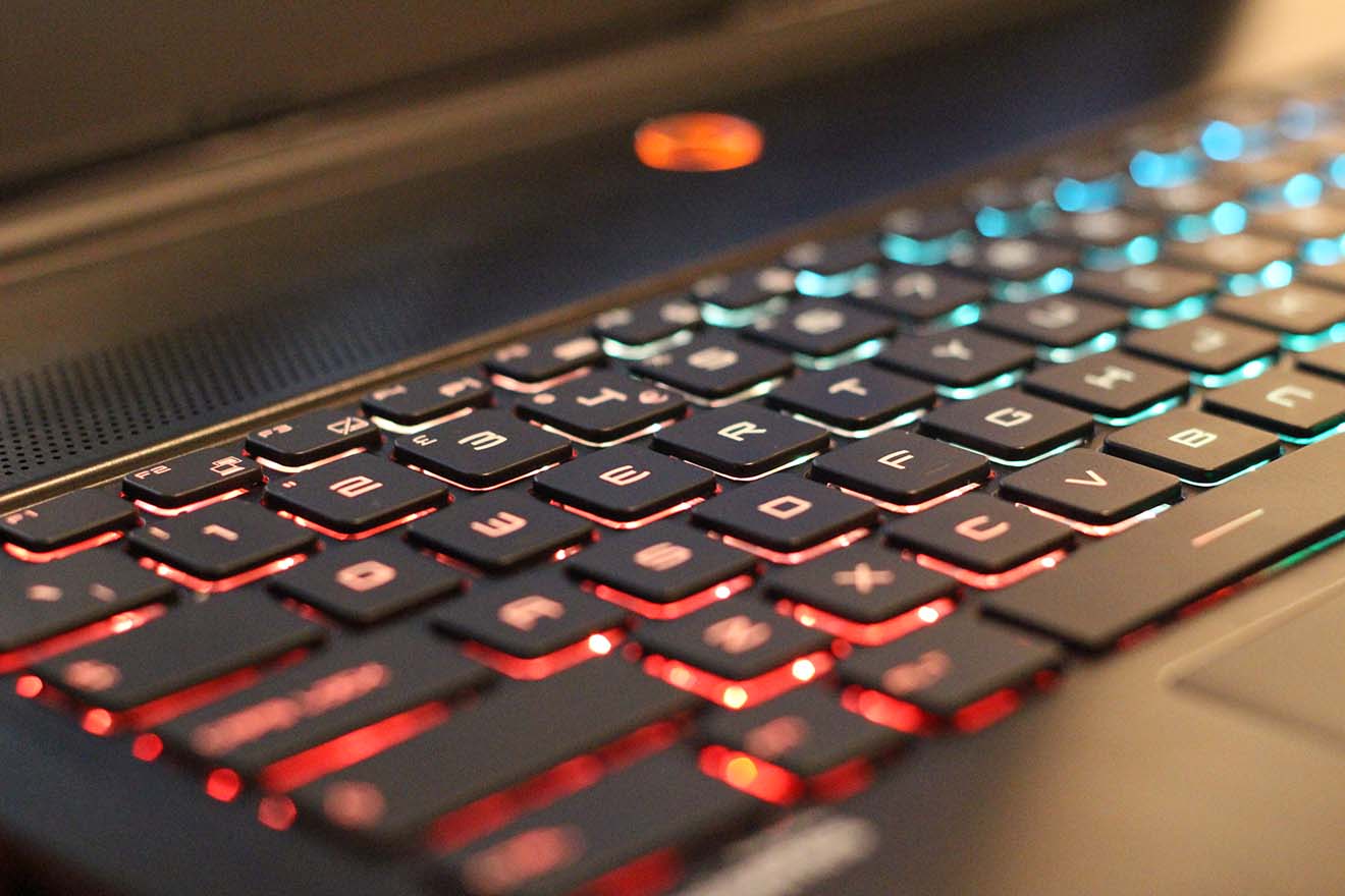 Замена клавиатуры ноутбука MSI в Курске